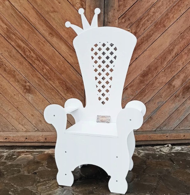 Children's Throne - Image 2